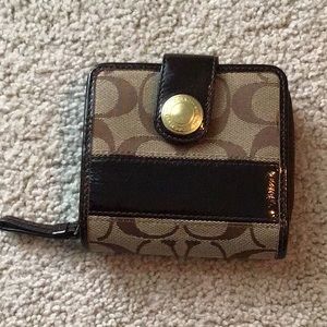 Small Authentic Coach Wallet. Brown signature fabric.